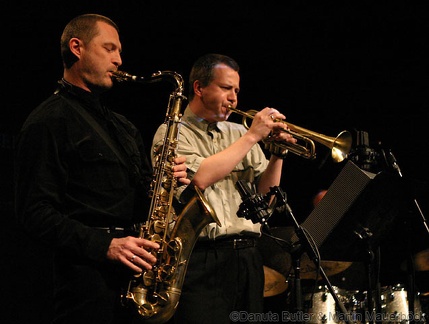 Maciej Sikala (saxophone)Piotr Wojtasik (trumpet)
